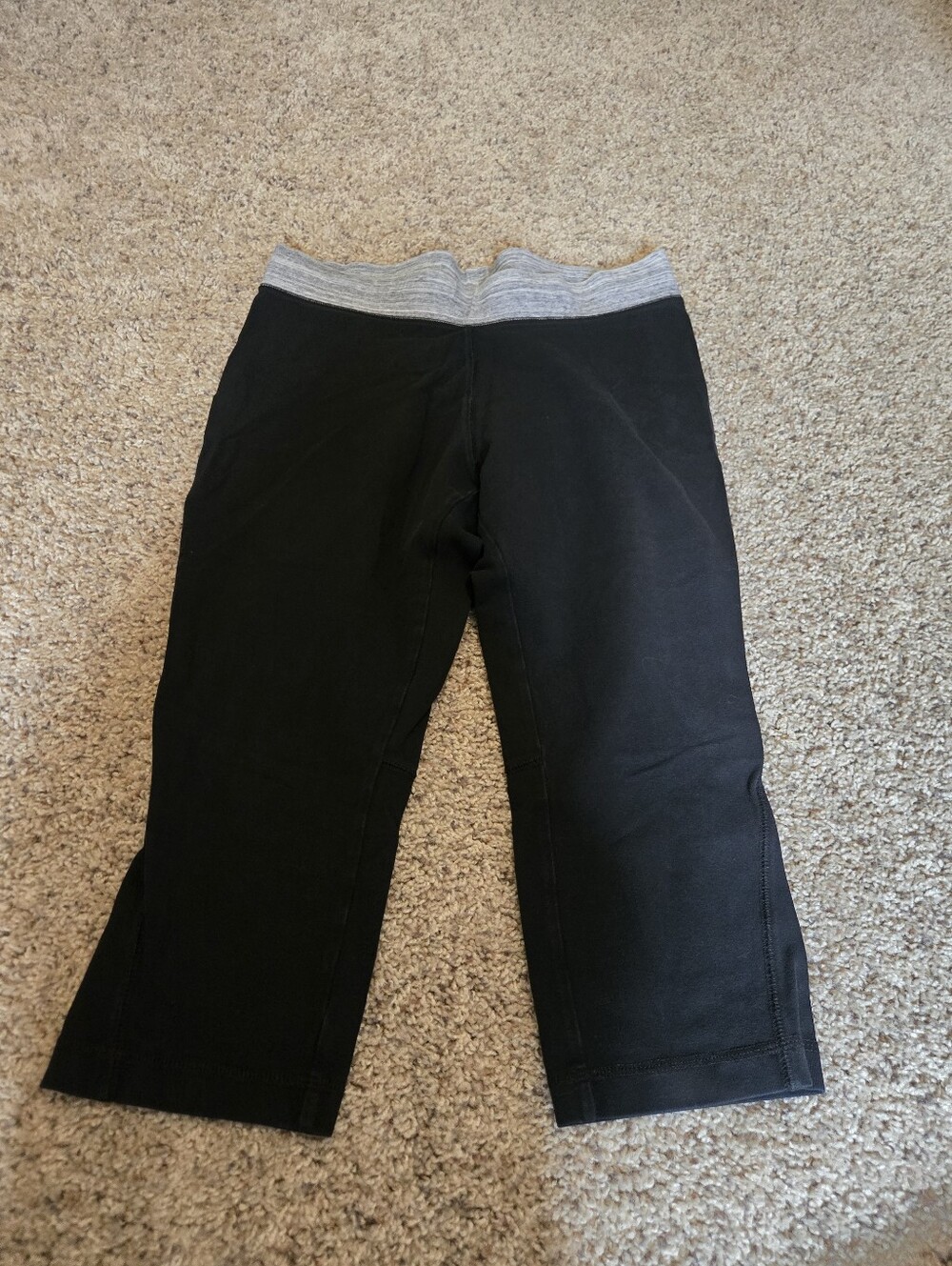 Talbots Black Pull-On Capri Pants with Gray Waistband